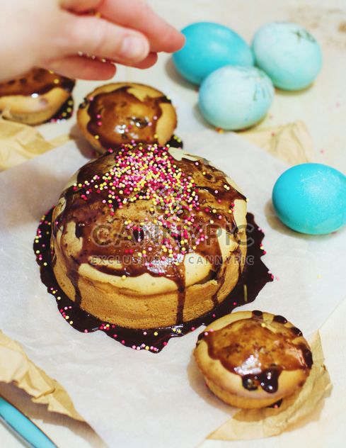 Easter cakes and eggs - image #182741 gratis