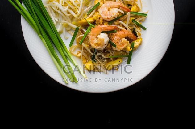 Thai food on a plate - Kostenloses image #187031