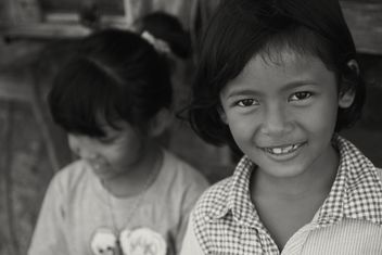 Two little Thai girls, black and white - image gratuit #197901 
