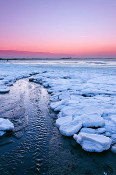 Frozen Lagoon Sunset - image #285971 gratis