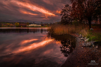Ulriksdals Slott in fall and sunset - Free image #291281