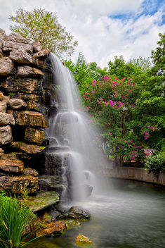 Zoo Waterfall - HDR - Kostenloses image #295031