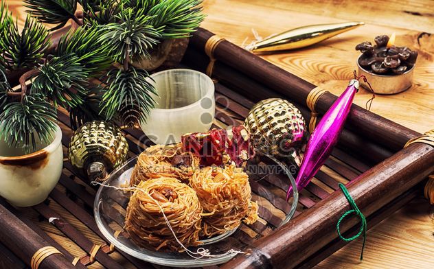 Christmas decorations and eastern sweets - image gratuit #302041 