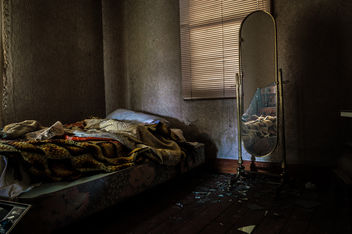 Abandoned Bedroom - Kostenloses image #319821