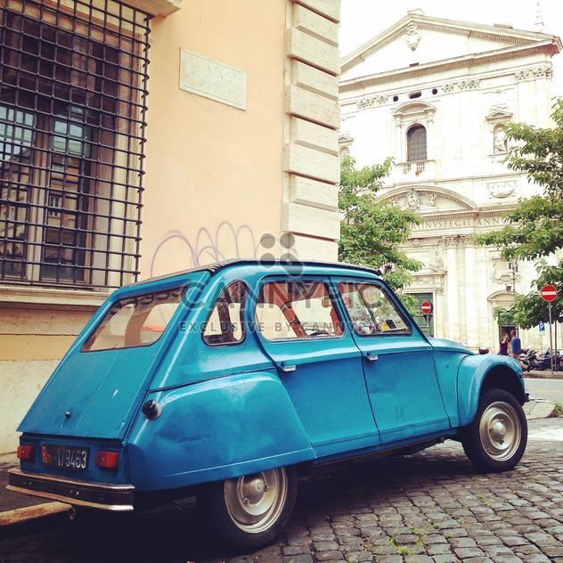 Blue Citroen car on street of Rome - image gratuit #331061 