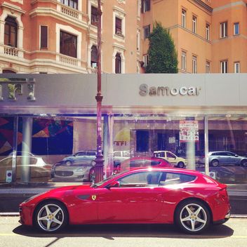 Red Ferrari car - Kostenloses image #331131