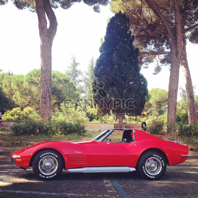 Old red Corvette - image gratuit #331561 