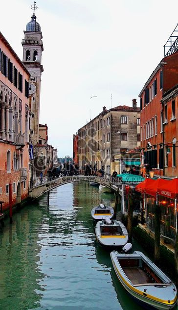 Boats on Venice channel - image gratuit #334971 