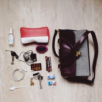 Still life of purse, key pair, player, gum, comb, usb for iPhone - бесплатный image #342531