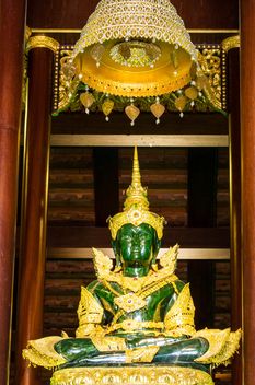 Emerald Buddha - image #439171 gratis