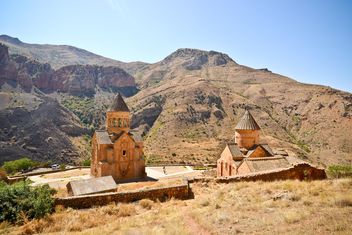 Ancient Noravank monastery in the mountains of Armenia - image gratuit #449581 