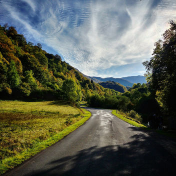Road trip in Auvergne, France - image #450021 gratis