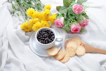 Flowers, cookies and cup of coffee beans - image #452421 gratis