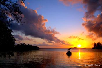 Sunset by iezalel williams - Isle of Pines in New Caledonia - IMG_6077-002 - Canon EOS 700D - image gratuit #462181 