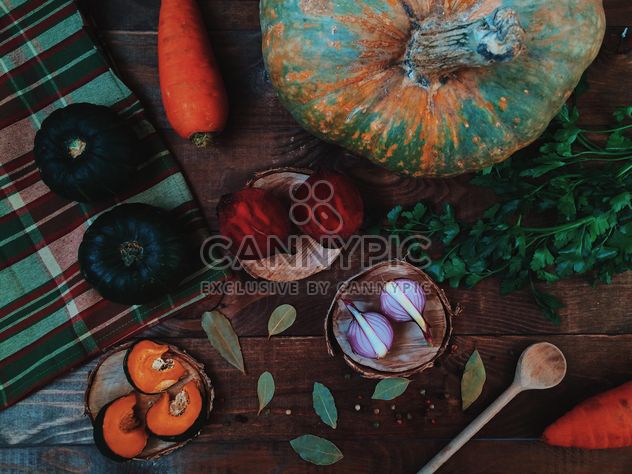 Raw vegetables on table - Free image #136521