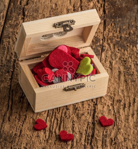 colorful hearts in a wooden box - image #182961 gratis