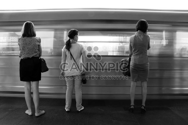 Subway in Kyiv - image gratuit #183381 