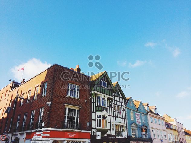 Colorful house on street of London, England - image #184061 gratis