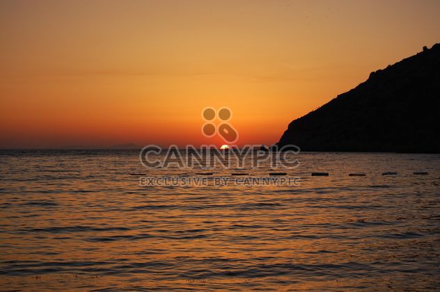 Sunset on the sea - image #185781 gratis
