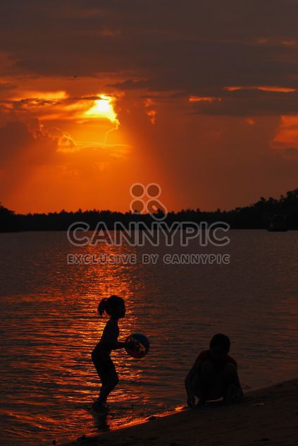 Sunset lake - image #186521 gratis