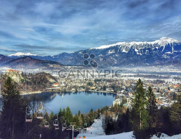 Bled Lake and mountains, Slovenia - image #186821 gratis