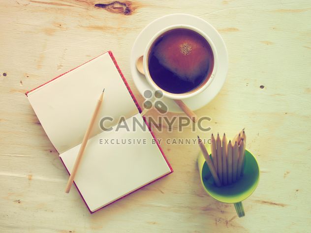 Cup of coffee and notebook - бесплатный image #186911