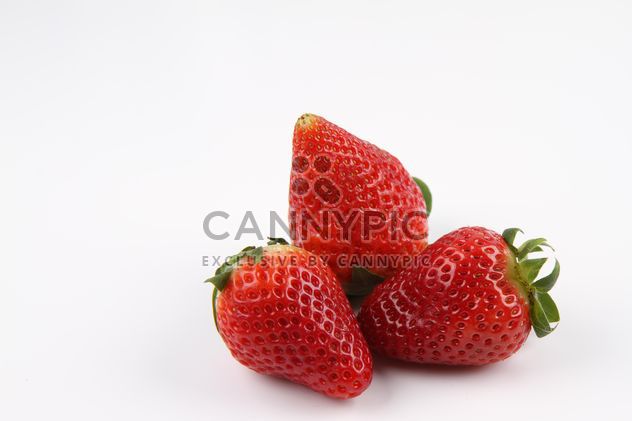 Strawberries on white - бесплатный image #187831