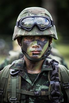 Thai soldier portrait - image #198031 gratis