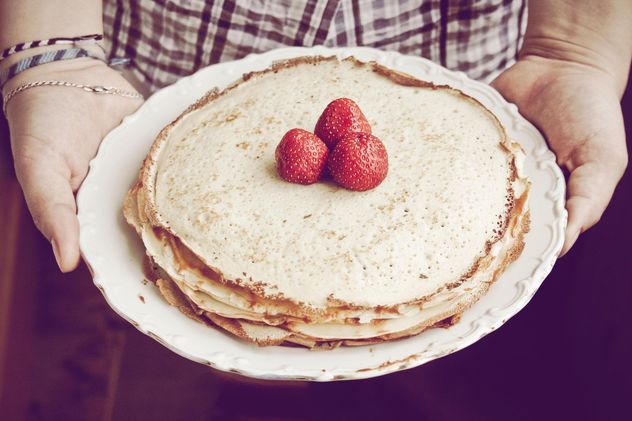 Pancakes with strawberries - бесплатный image #198491