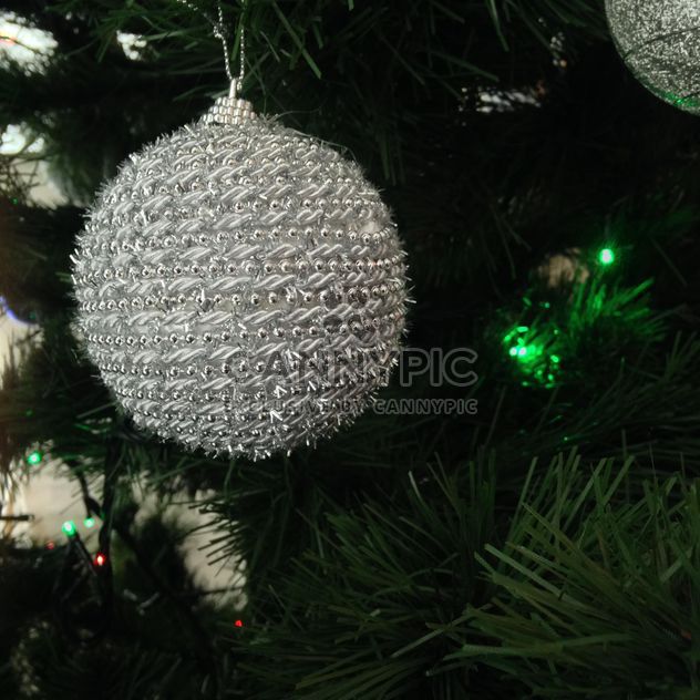 Christmas toy on a Christmas tree - Kostenloses image #198791