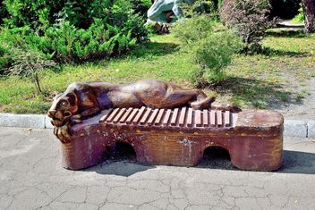 Sculptural bench - Free image #229401