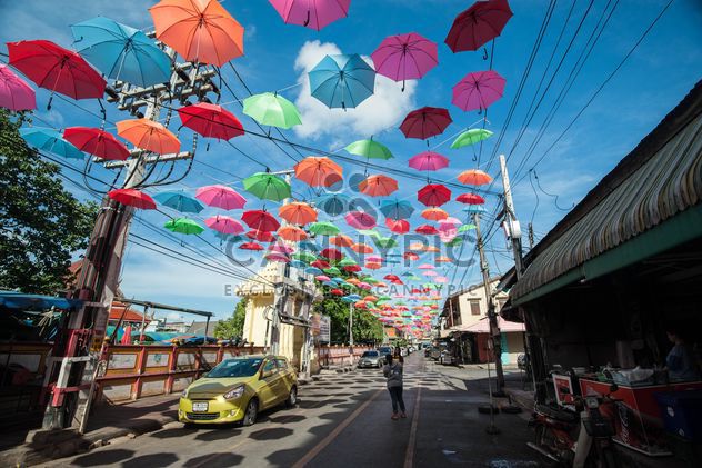colourful umbrellas hanging - бесплатный image #273101