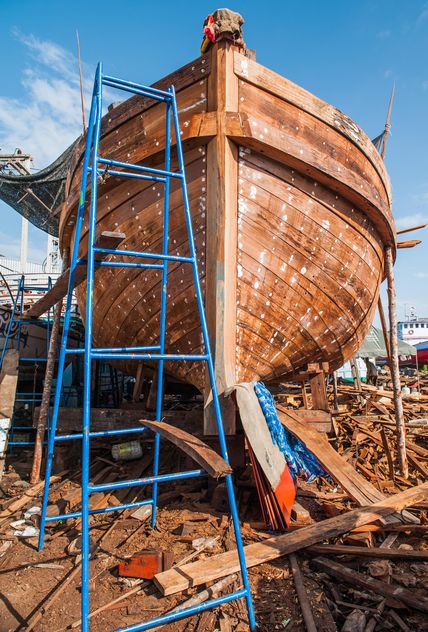 restoration of fishing boat - image gratuit #273591 
