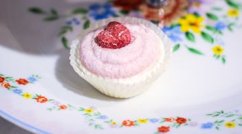 Valentine cupcake - Free image #273881
