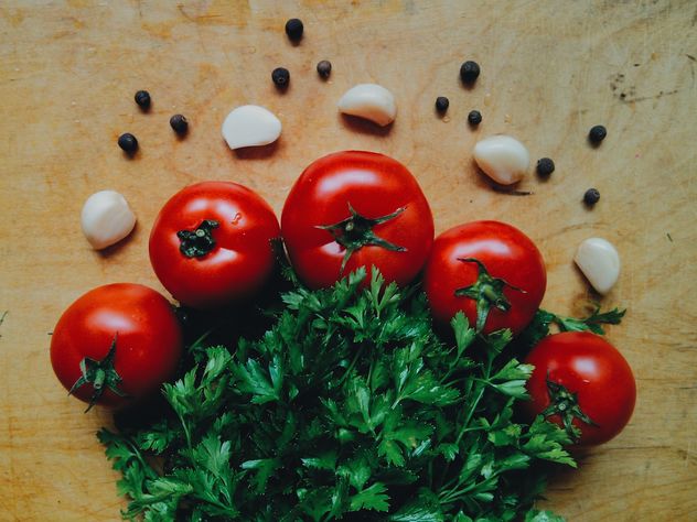Tomatoes with garlic - бесплатный image #274851