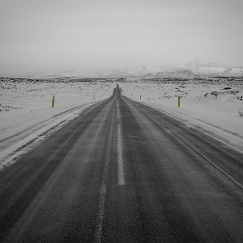 Country Road to Reykjavik - image #290711 gratis