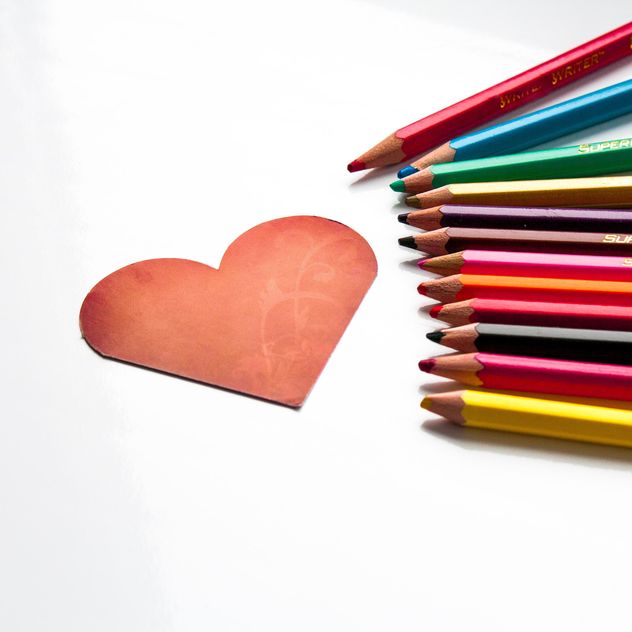Red heart shaped card and pencils - бесплатный image #301361