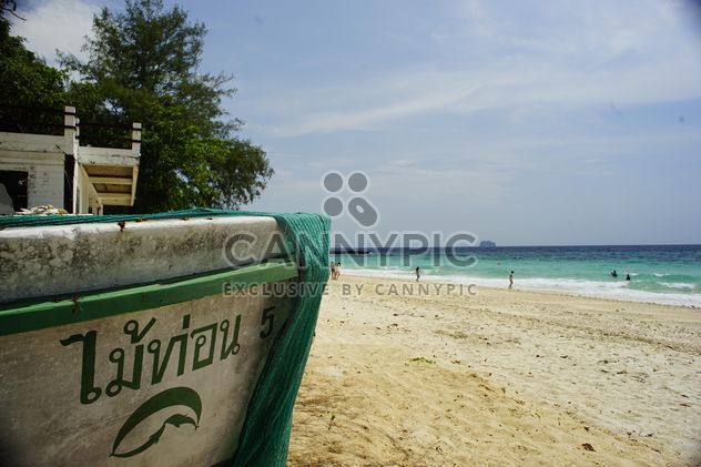boat on the beach - Kostenloses image #304451