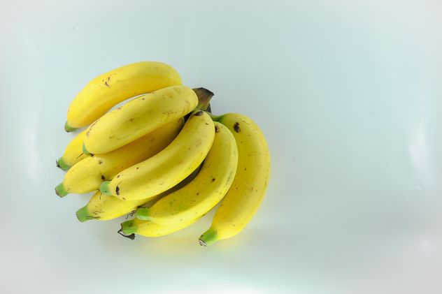 Bunch of bananas - image gratuit #304621 