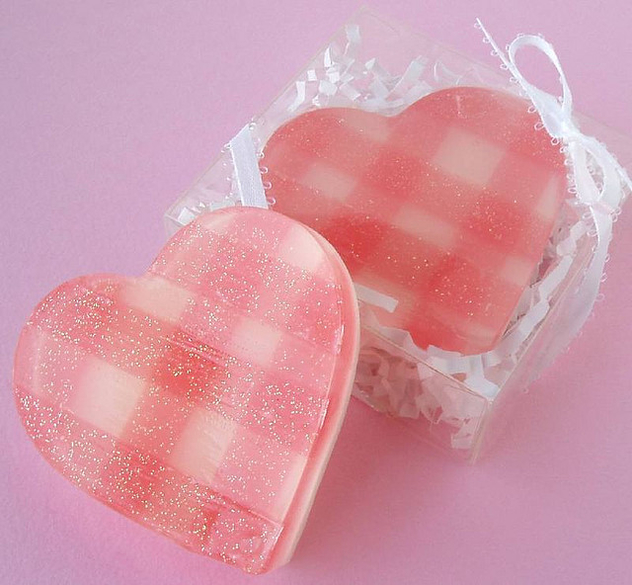 Gingham Sweetheart Soaps - Free image #307981