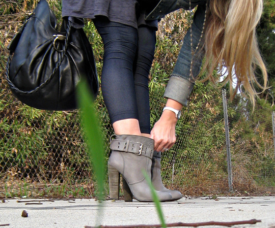 rosegold boots+jeggings+ferragamo bag+outfit+fashion+style+ - Kostenloses image #314491