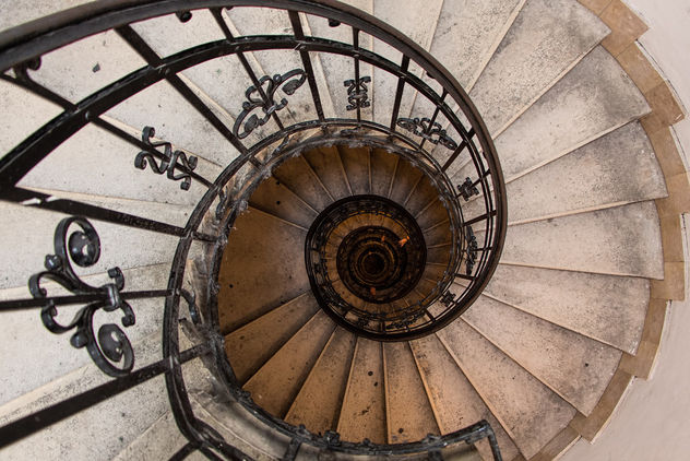Spiral stairs in Saint Istvan Basilika in Budapest - Kostenloses image #321331