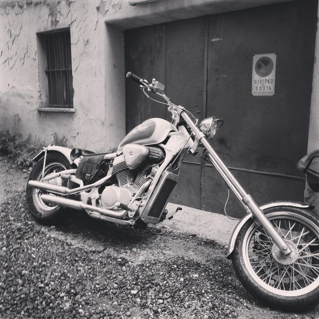 Retro motorcycle, black and white - Free image #331451