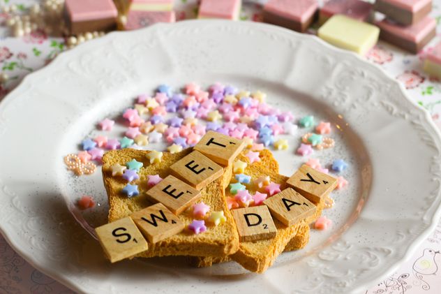 Toast bread decorated with beads and wooden letters - бесплатный image #332771