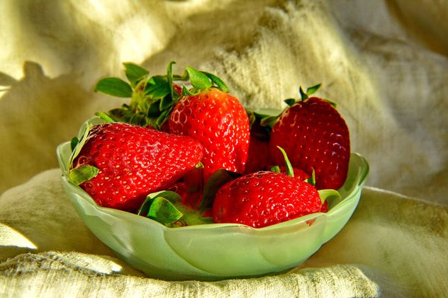 still life of strawberries - Kostenloses image #334271