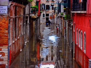 Venice rainy streets - Kostenloses image #334991
