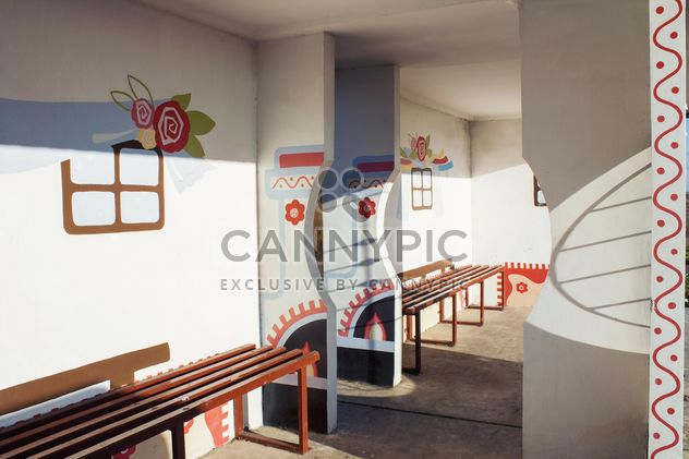 Painted bus station - бесплатный image #335221