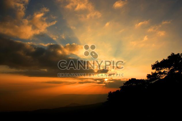 Cloudy sky at sunset - Kostenloses image #338491