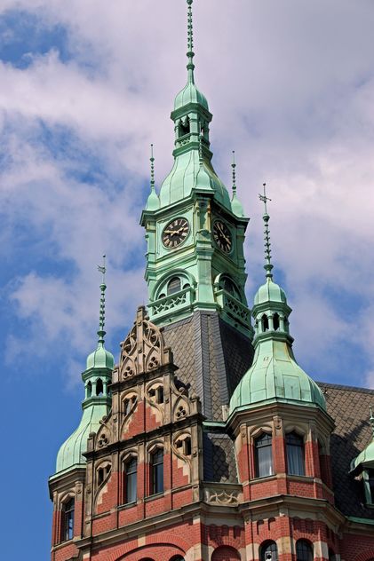 Tower against cloudy sky, Speicherstadt, Hamburg, Germany - image #346271 gratis