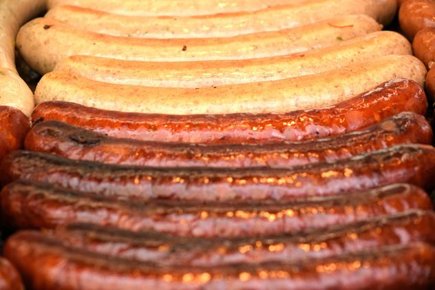 Closeup of tasty grilled sausages - Kostenloses image #348631